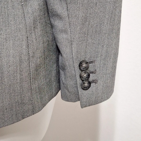 Banana Republic Quiet Luxury NWOT Gray Preppy Careerwear Wool Blazer Jacket Sz 2 - Picture 8 of 13